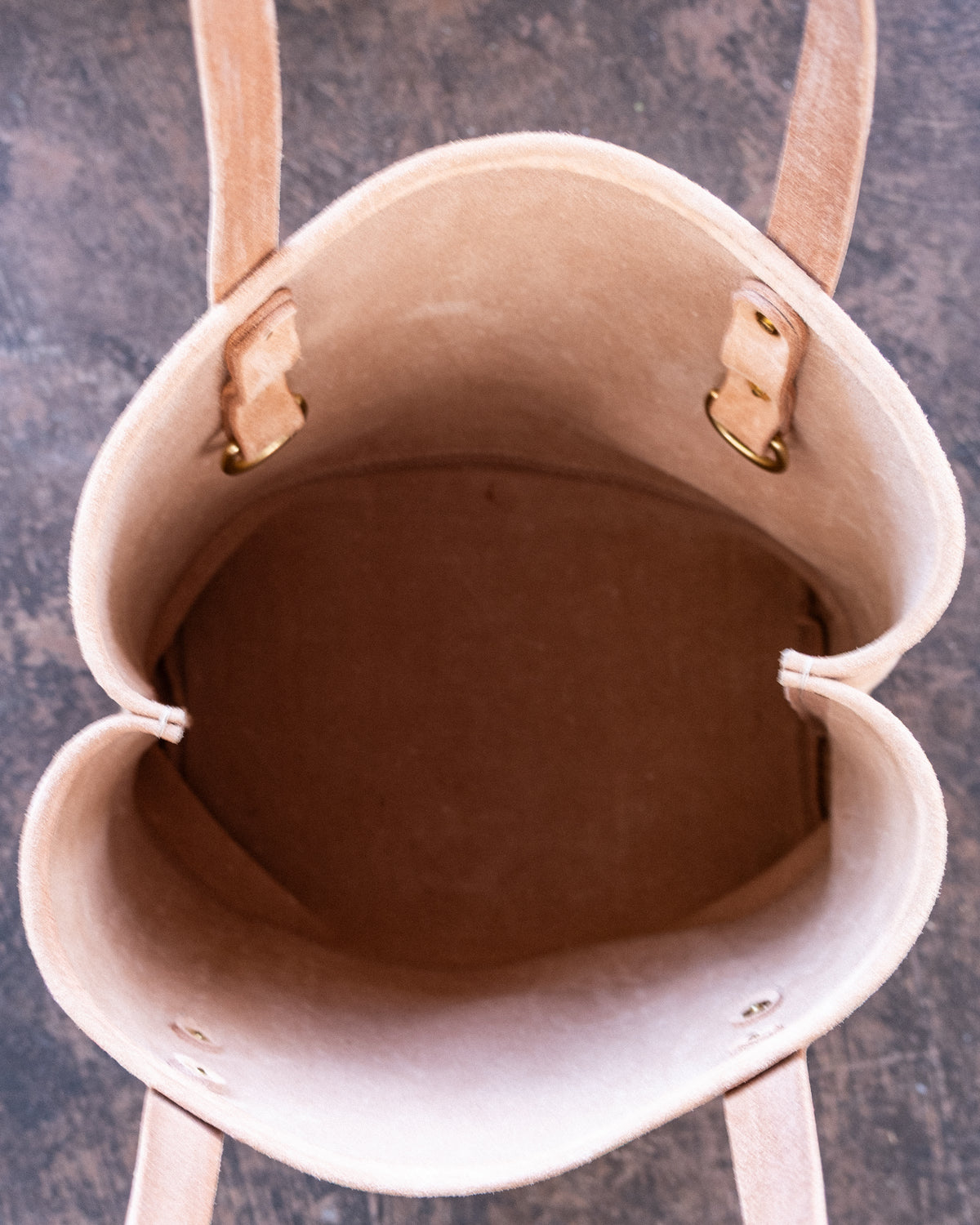 The Veg Tan Suede Tote - Front Pocket