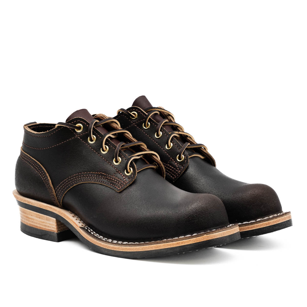 Audubon boot in brown waxed flesh