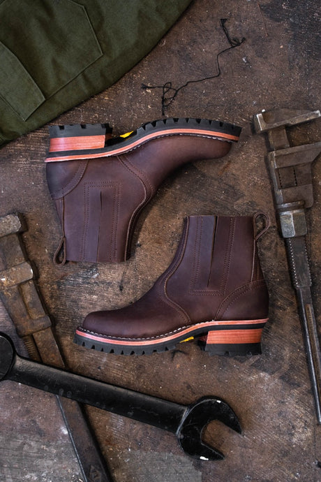 Nicks Work Chelsea Logger in walnut smooth